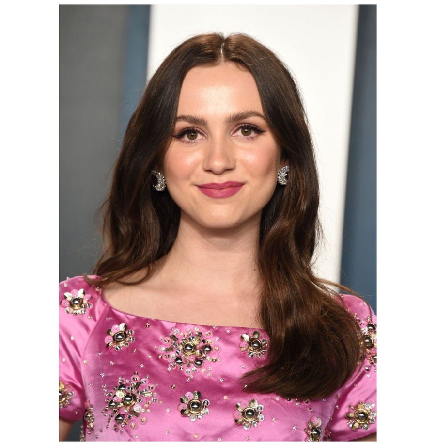 Maude Apatow as Shayna